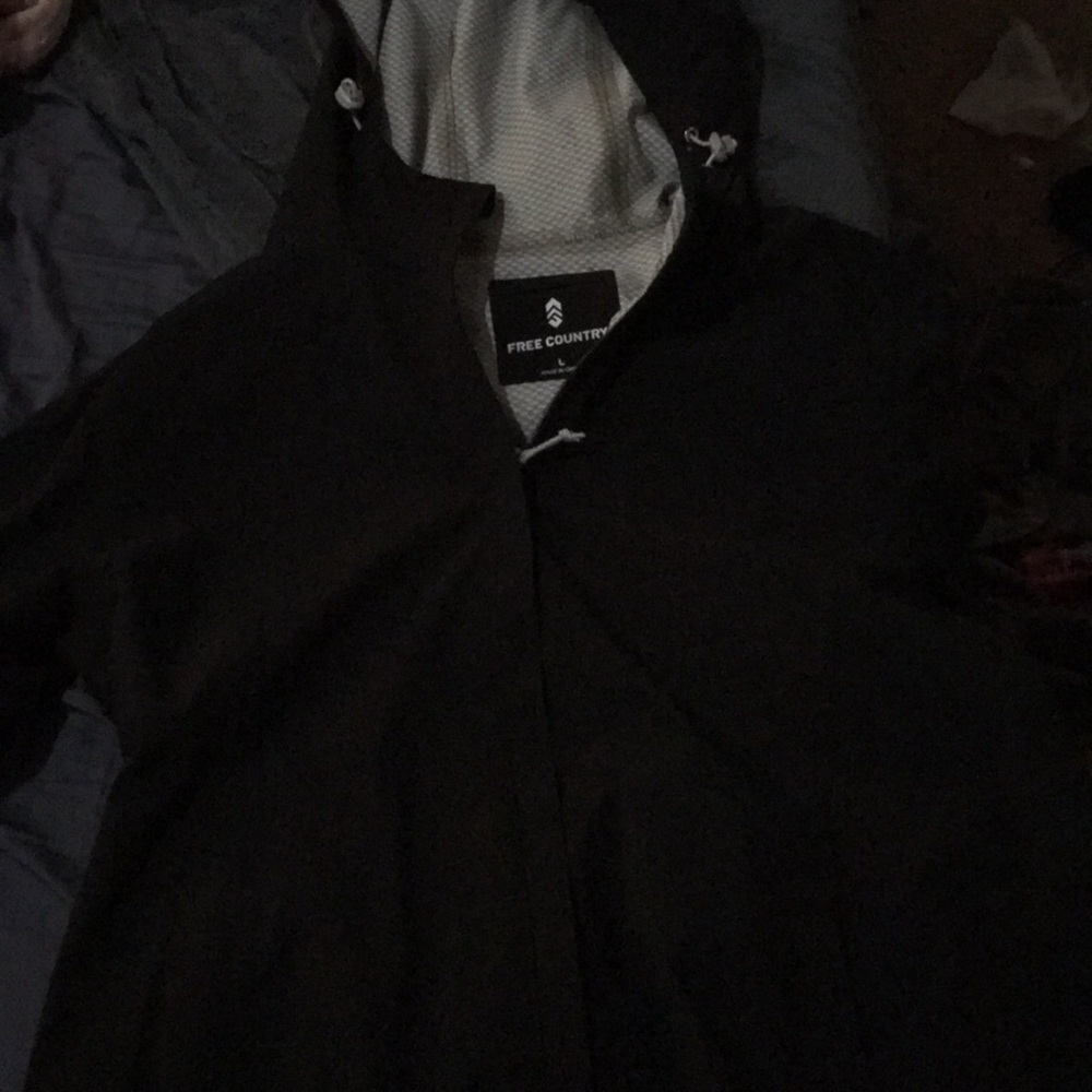 Nice rain proof jacket very nice free country